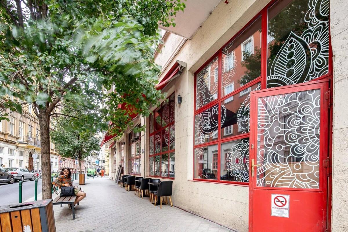 Apartment Charming Cozy Downtown Heaven For 2 Budapest