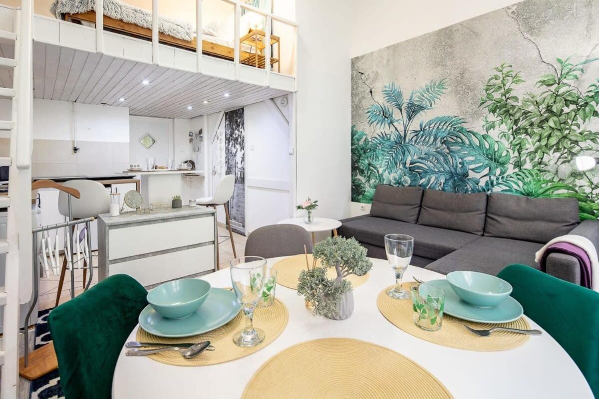 Apartment Charming Cozy Downtown Heaven For 2 Budapest